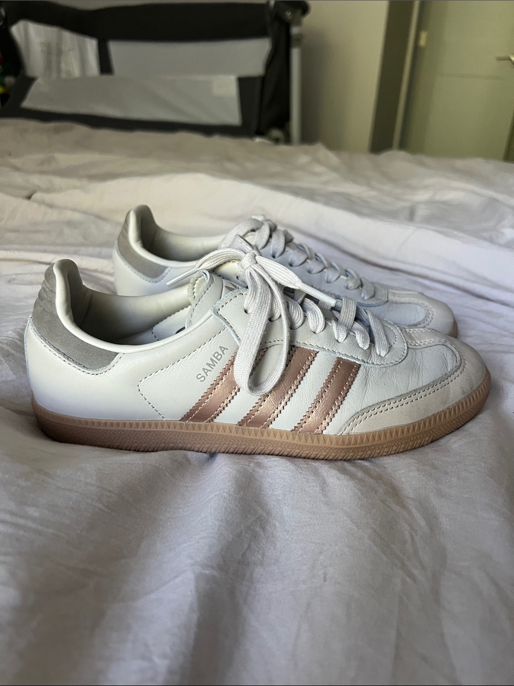 Womens adidas Samba OG - Clear Brown / Copper Metallic / Putty Beige  size 6M